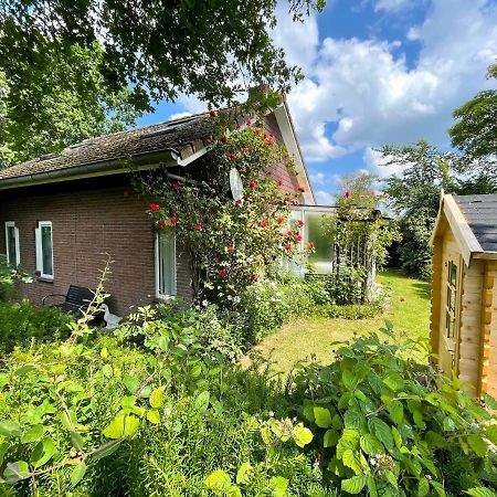 Rustig Gelegen Vakantiebungalow Kortgene Esterno foto