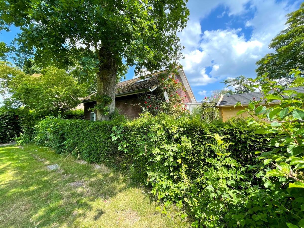 Rustig Gelegen Vakantiebungalow Kortgene Esterno foto